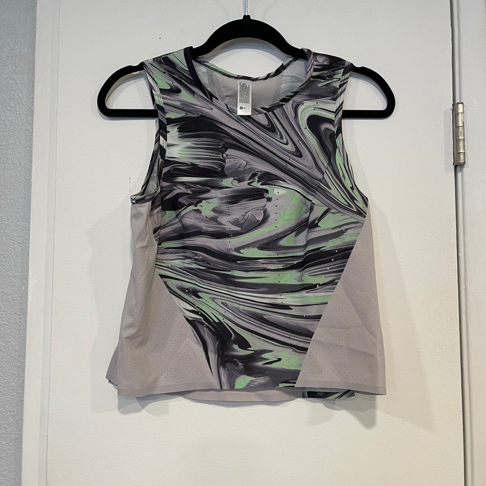 Lululemon marbled mesh top